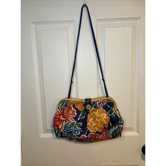 vintage liz claiborne Floral Wood Accent purse - Picture 2 of 16